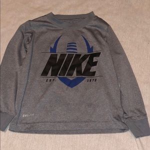 Boys 3T Nike shirt